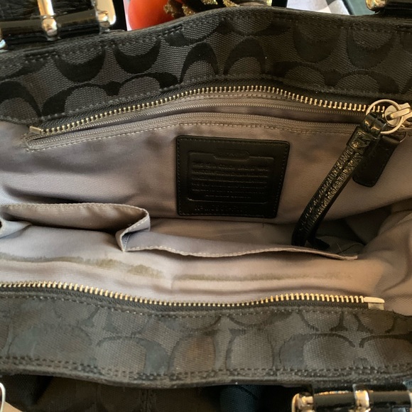 Coach Soho pleated signature patent leather tote - Picture 2 of 4